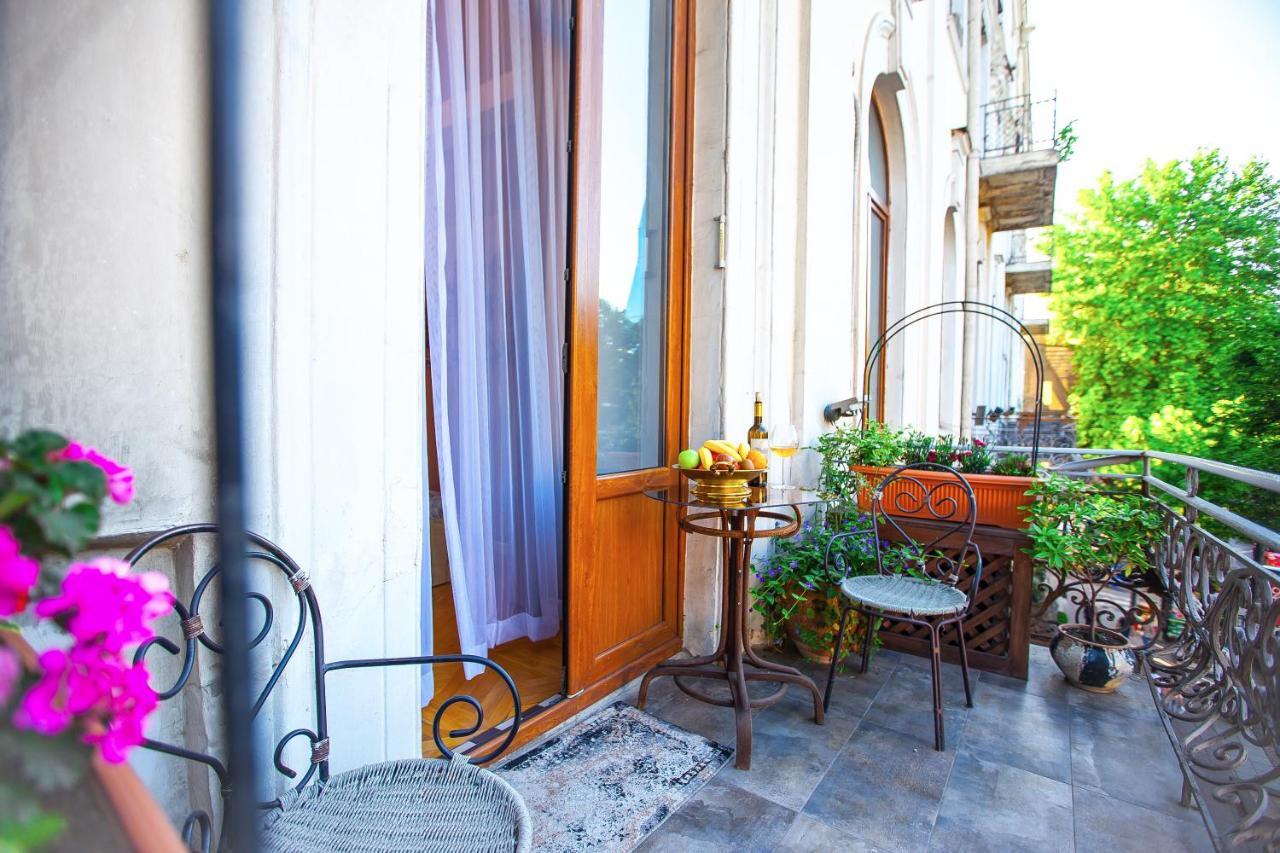 Rustaveli Hotel Tbilisi ภายนอก รูปภาพ